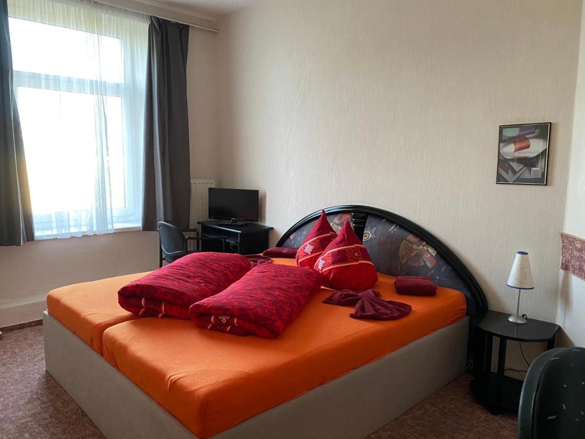 Alte Schmiede Hotel Weisswasser Buitenkant foto